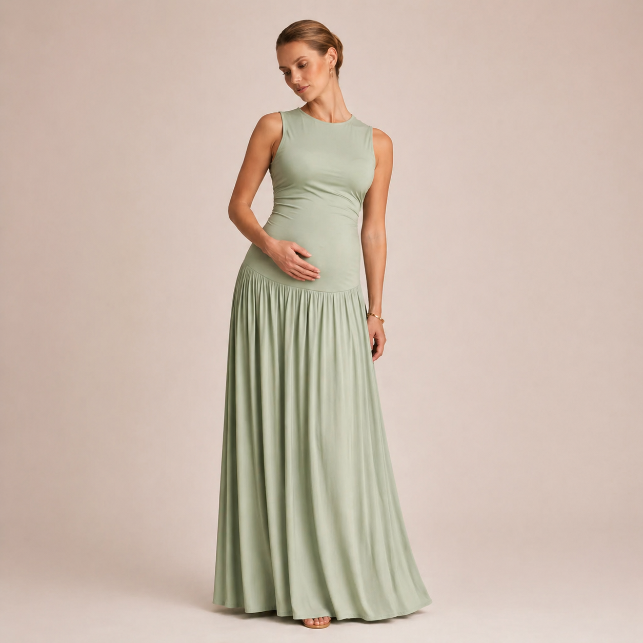 Maternity Maxi Dress – Sleeveless Round Neck Pleated Pregnancy Dress